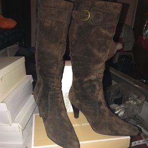 EUC Bandolino  knee boots